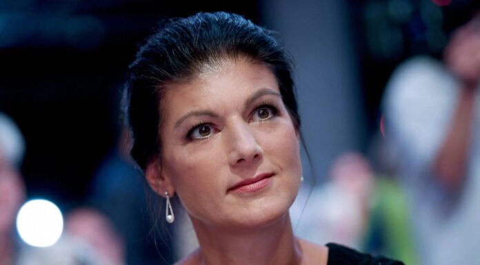 Almanya’nın eski Sol Parti lideri Sahra Wagenknecht kendi partisini kuracak