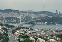 Bahadır Özgür Meclis’teki yeni yasa değişikliğini yazdı: “Erdoğan, İstanbul tarihinin en büyük mülkiyet gaspına hazırlanıyor”