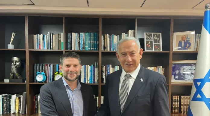 İsrail Ekonomi Bakanı Smotrich, arsızca zorunlu göçü savundu: “Filistinlilerin ‘gönüllü’ olarak başka ülkelere göç edebilir”