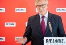 Almanya: Die Linke (Sol Parti) parlamento grubu kendini feshetme kararı aldı