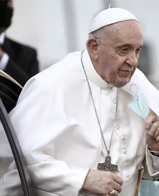 Küreselci kimlik siyasetine Vatikan da katıldı