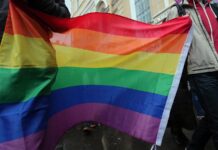 Moskova’da polis LGBT kulüplerine baskın düzenledi