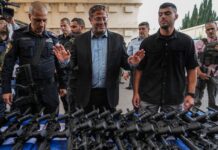 İsrail’de silah ruhsatı için koşullar gevşetilince başvurularda rekor yükseliş yaşandı: 7 Ekim’den beri 260 bin yeni silah başvurusu yapılmış