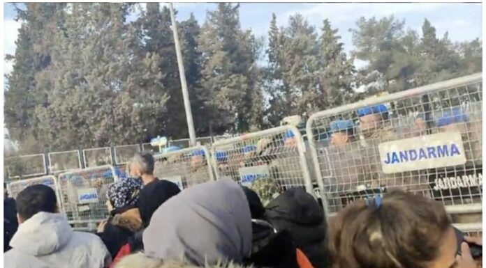 Özak Tekstil’deki direnişin 8. gününde jandarma müdahalesi: Sendika temsilcileri gözaltına alındı