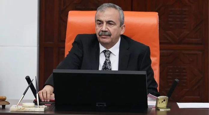 Hastaneye kaldırılan Önder’in durumu ciddiyetini koruyor