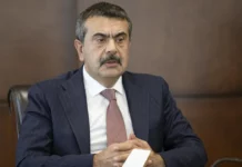 Tarikat ve cemaatler ile protokol yapılmaya devam edileceğini belirten bakan Yusuf Tekin şimdi de geri adım attı