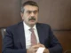 Tarikat ve cemaatler ile protokol yapılmaya devam edileceğini belirten bakan Yusuf Tekin şimdi de geri adım attı