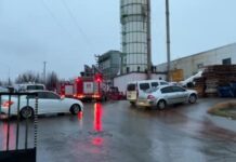 Sivas’taki mobilya fabrikasında patlama: 1’i ağır olmak üzere 2 işçi yaralandı