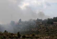 Hizbullah İsrail’e 60’tan fazla roket fırlattı
