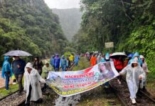 Peru’da yerel halk Machu Picchu’nun özelleştirilmesine karşı antik kente girişi kapattı