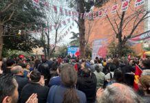 Maçoğlu Kadıköy’de halkla buluştu: “Kadıköy’ü ranta kapatıp halka açacağız”