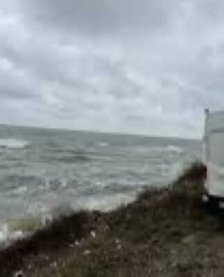 Marmara Denizi’nde batan kargo gemisi içinde bulunan 6 kişiden birinin cenazesine ulaşıldı