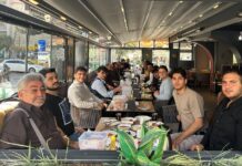 İzmir’de dostluk ve dayanışma kahvaltısı düzenlendi
