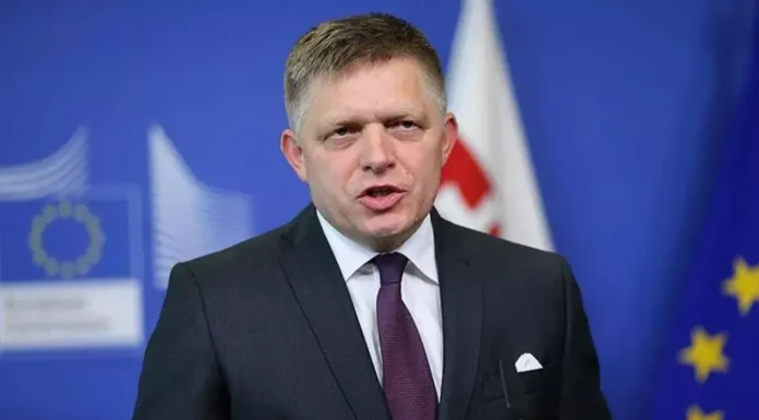 Slovakya Başbakanı silahlı saldırıya uğradı