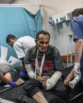 Gazze’deki Filistin Sağlık Bakanlığı sahra hastaneleri ve sağlık ekipleri çağrısında bulundu