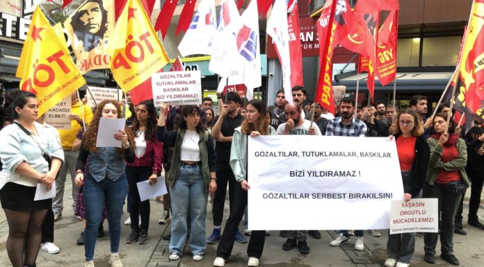 Taksim için direnenlere yapılan gözaltılar İzmir’de protesto edildi