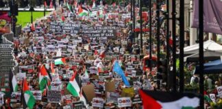 Londra’da On Binler Filistin İçin Yürüdü