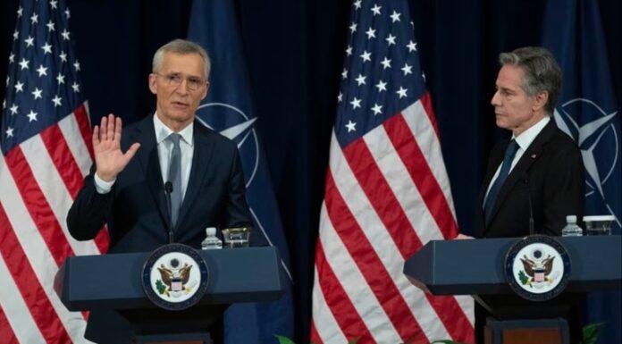 Görev süresi yakında bitecek olan NATO Başkanı Stoltenberg, en güçlü aday olarak Hollanda Başbakanı Mark Rutte işaret etti