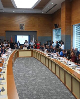 Hayvan katliamının önünü açan teklifin ilk 3 maddesi komisyonda kabul edildi; görüşmeler 22 Temmuz’a ertelendi
