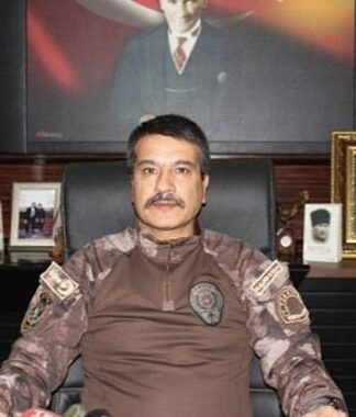 İBB’nin yeni Zabıta Daire Başkanı, Soylu’nun talimatlarına uyan “bozkurtçu” eski Emniyet Müdürü Metin Alper oldu