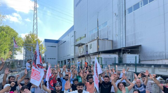 Grevdeki CarrefourSA depo işçileri Sabancı Holding önüne çağırıyor