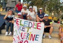 Belediye işçileri 13. haftada da Kadıköy’de oturma eylemindeydi