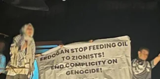 TRT World panelinde “Erdoğan Siyonistlere petrol vermeyi bıraksın. Soykırıma ortak olma” pankartı açan Filistinli üniversite öğrencisi Arnavutköy Geri Gönderme Merkezi’ne götürüldü