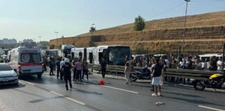Küçükçekmece’de metrobüs kazası: 1 kişi yaşamını yitirdi, 2’si ağır 38 kişi yaralandı