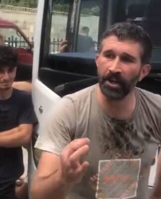 Hopa Halkevleri Temsilcisi sabah saatlerinde gözaltına alındı