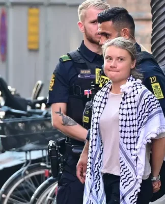Greta, Kopenhag’daki İsrail protestosunda gözaltına alındı