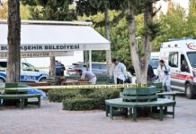Yine kadın cinayeti: Bir anne ve iki kızı sokak ortasında katledildi