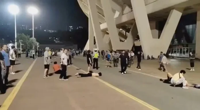 Çin’de bir kişi kalabalığa doğru araba sürdü: En az 35 kişi yaşamını yitirdi