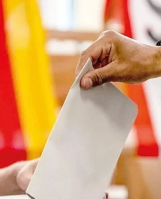 Almanya’da hükümet ve ana muhalefet partileri, 23 Şubat’ta erken seçim yapılması için anlaştı
