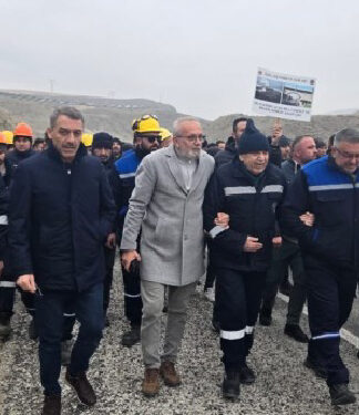 Çayırhan maden işçileri Hazine ve Maliye Bakanlığı’na doğru yürüyüşe geçti