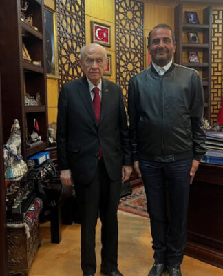 Karagümrük Çetesi olarak bilinen Ergin kardeşlerin en küçüğü Soner Ergin Devlet Bahçeli’yi ziyaret edip elini öptü: Nuri ve Vedat Ergin’e af yolu gözüktü!