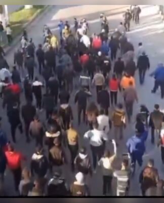 Suriye’de Aleviler, HTŞ’nin yargısız infazlarına ve Şeyh Hasibi türbesinin yakılmasına karşı kitlesel eylemler yaptı