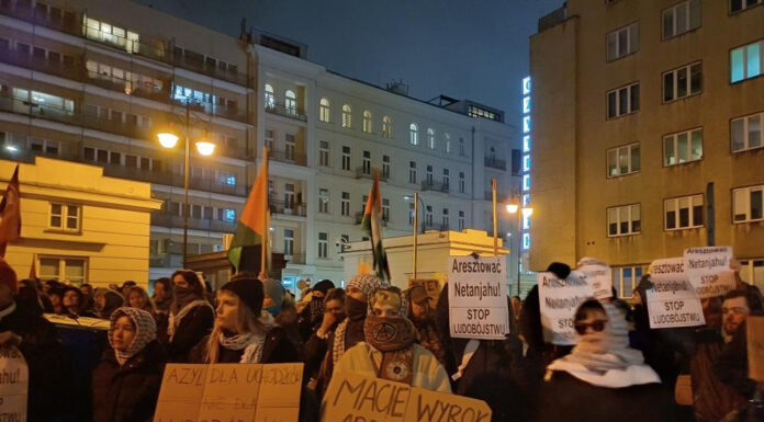 Polonya’da halk, ülkeyi ziyaret eden Netanyahu’yu protesto etti: “Netanyahu’yu tutuklayın”