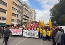İzmir Atatürk Lisesi Velileri ve Öğrencilerinden Proje Okulu Uygulamalarına Karşı Ortak, Kitlesel Eylem