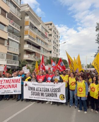 İzmir Atatürk Lisesi Velileri ve Öğrencilerinden Proje Okulu Uygulamalarına Karşı Ortak, Kitlesel Eylem