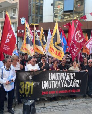 Soma katliamı 11. yılında İzmir’de sol güçler tarafından yapılan eylemle protesto edildi