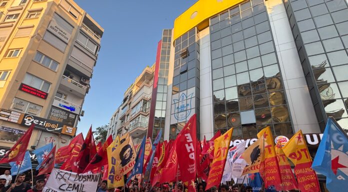 İzmir’de sosyalist gruplardan grevdeki işçilere kitlesel destek: “İzmir Büyükşehir Belediyesi işçileri yalnız değildir”