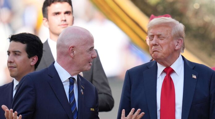 FIFA Kulüpler Dünya Kupası finalinde seyircilerden Trump’a protesto