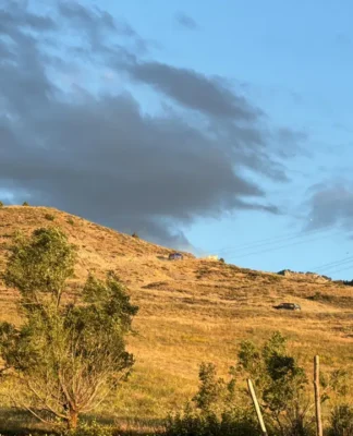 Bayburt-Erzurum sınırında uçak düştü