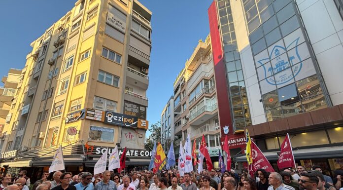 İzmir Emek ve Demokrasi Güçleri’nden AKP’nin saldırılarına karşı eylem