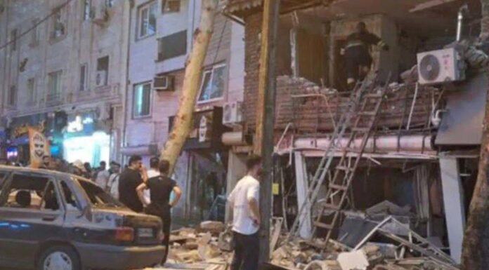 İran’ın Reşt kentinde patlama meydana geldi