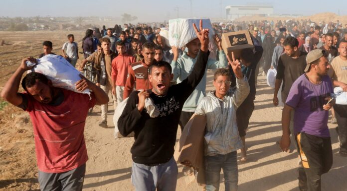 İsrail Gazze’de yardım bekleyenleri hedef aldı: 55 Filistinli hayatını kaybetti