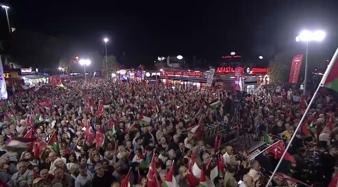 CHP’den İstanbul’da “Filistin’e Destek” mitingi