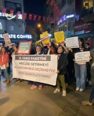 11. Yargı Paketine Karşı İzmir Kadın Platformu’ndan Eylem