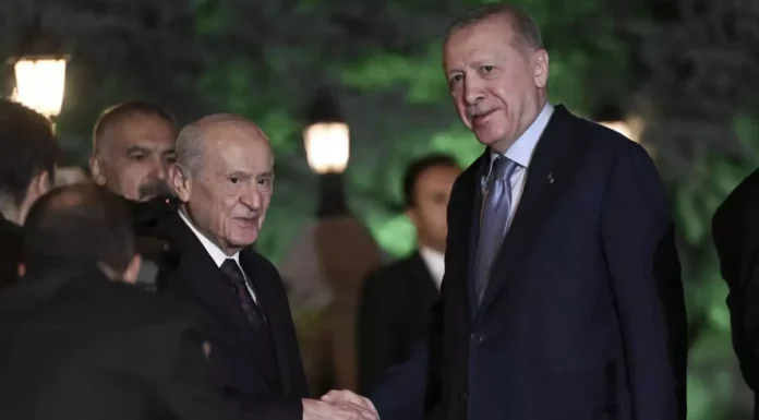 Abdülkadir Selvi Erdoğan-Bahçeli görüşmesini yazdı: “Meclis Komisyonu’nun İmralı’ya gitmesi eğilimi ağır basıyor”