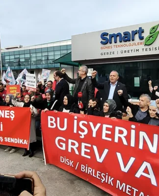 Akademisyenler, grevdeki Smart Solar işçilerine dayanışma ziyaretinde bulunacak